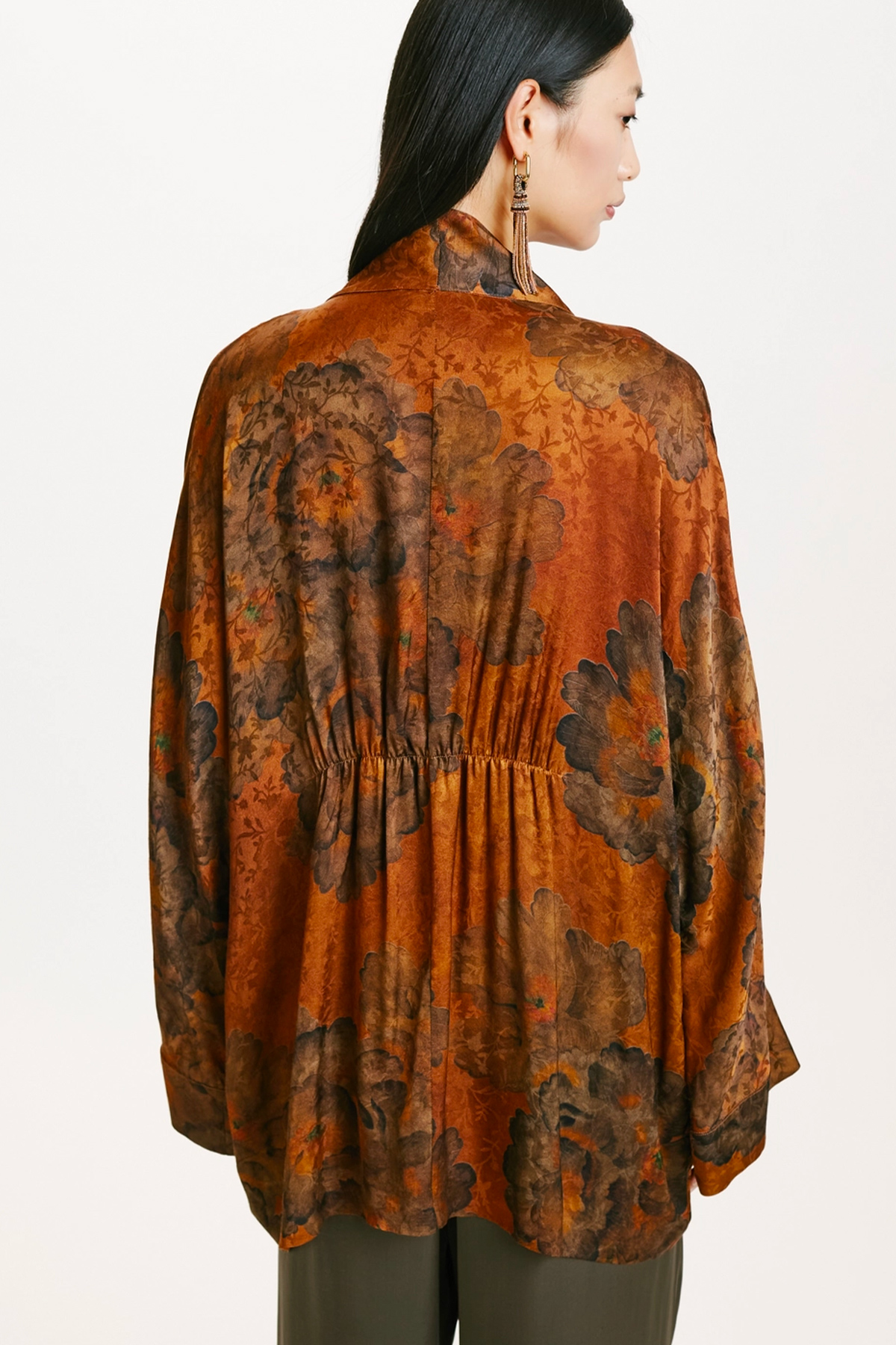 momoni veste ishiko momoni veste ishiko